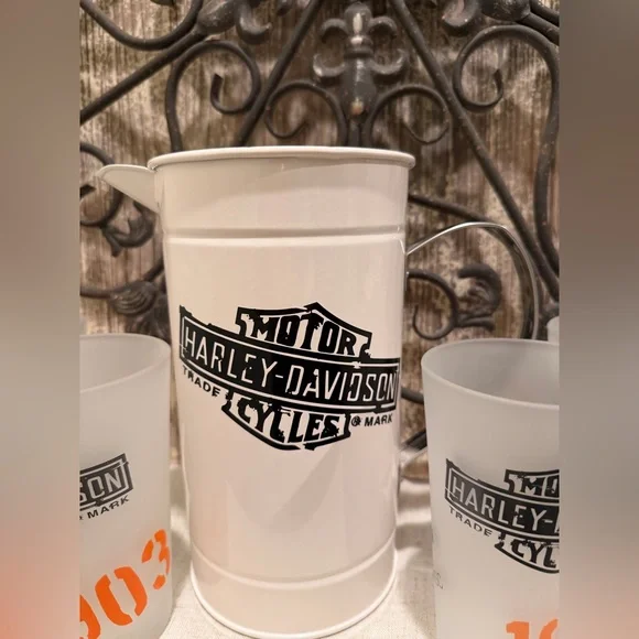 *NWOT Harley Davidson pitcher & glass set frosted glasses - Picture 7 of 10